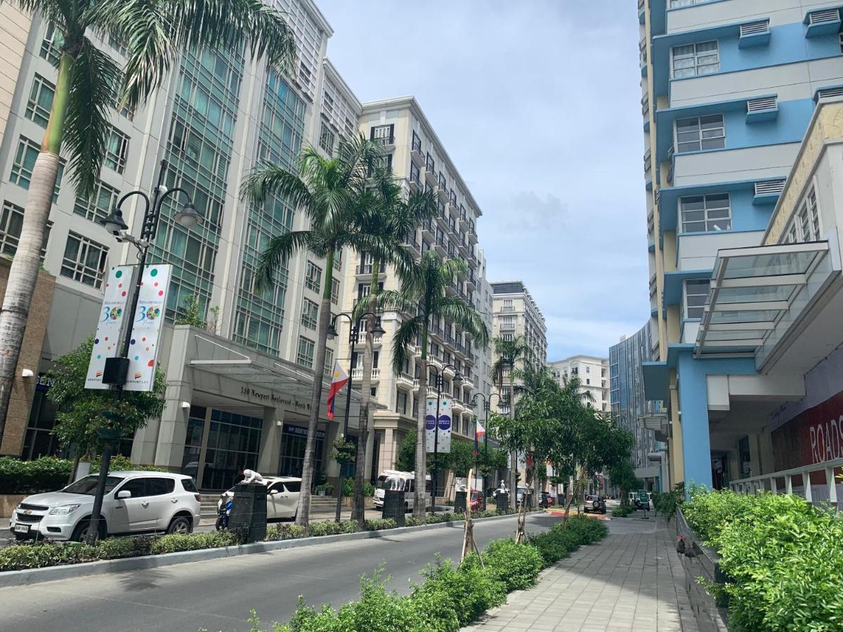 Resorts World Condo マニラ市 エクステリア 写真